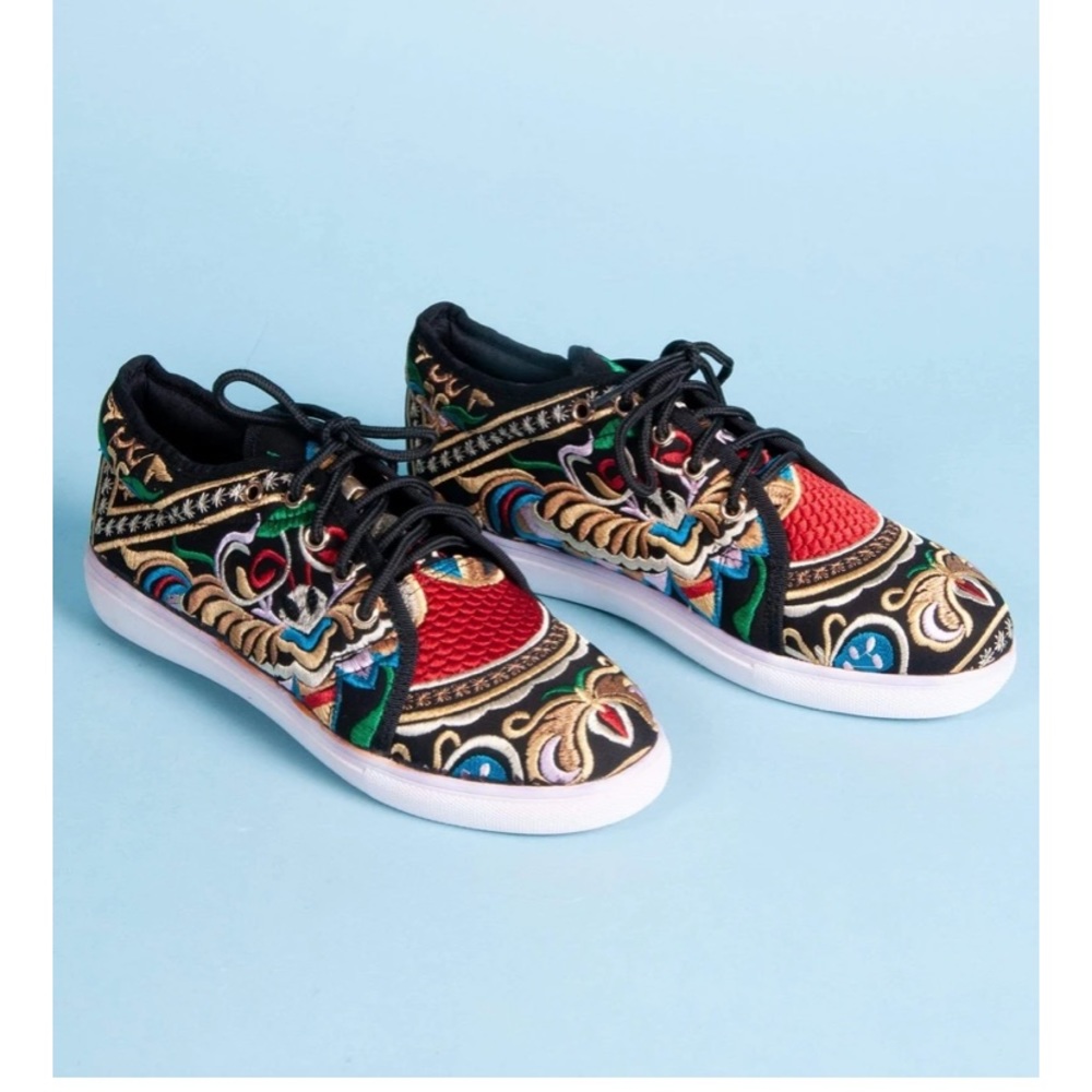 Thailand Sneakers